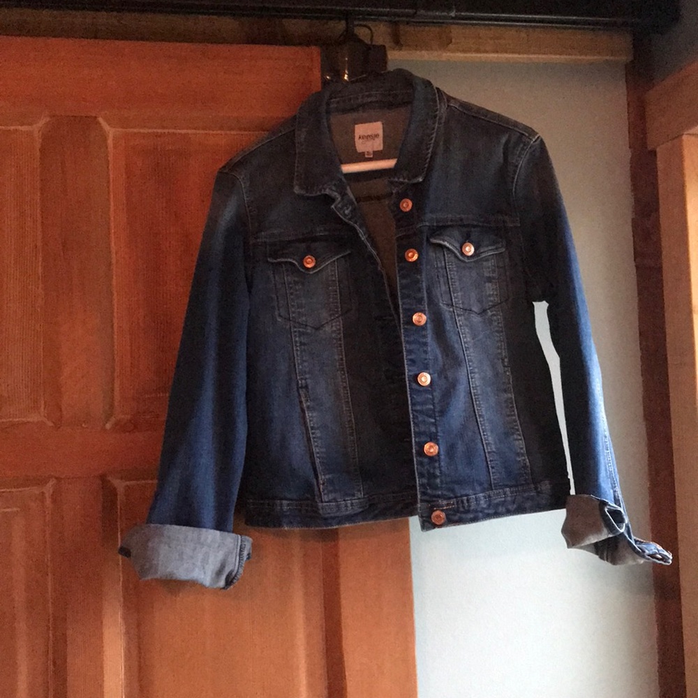 Stretch jean jacket in XL